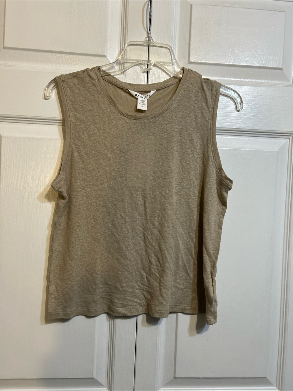 7/11/26 NWT Athleta Crop Top Size M Medium Beige Getaway Muscle Tank Linen Love